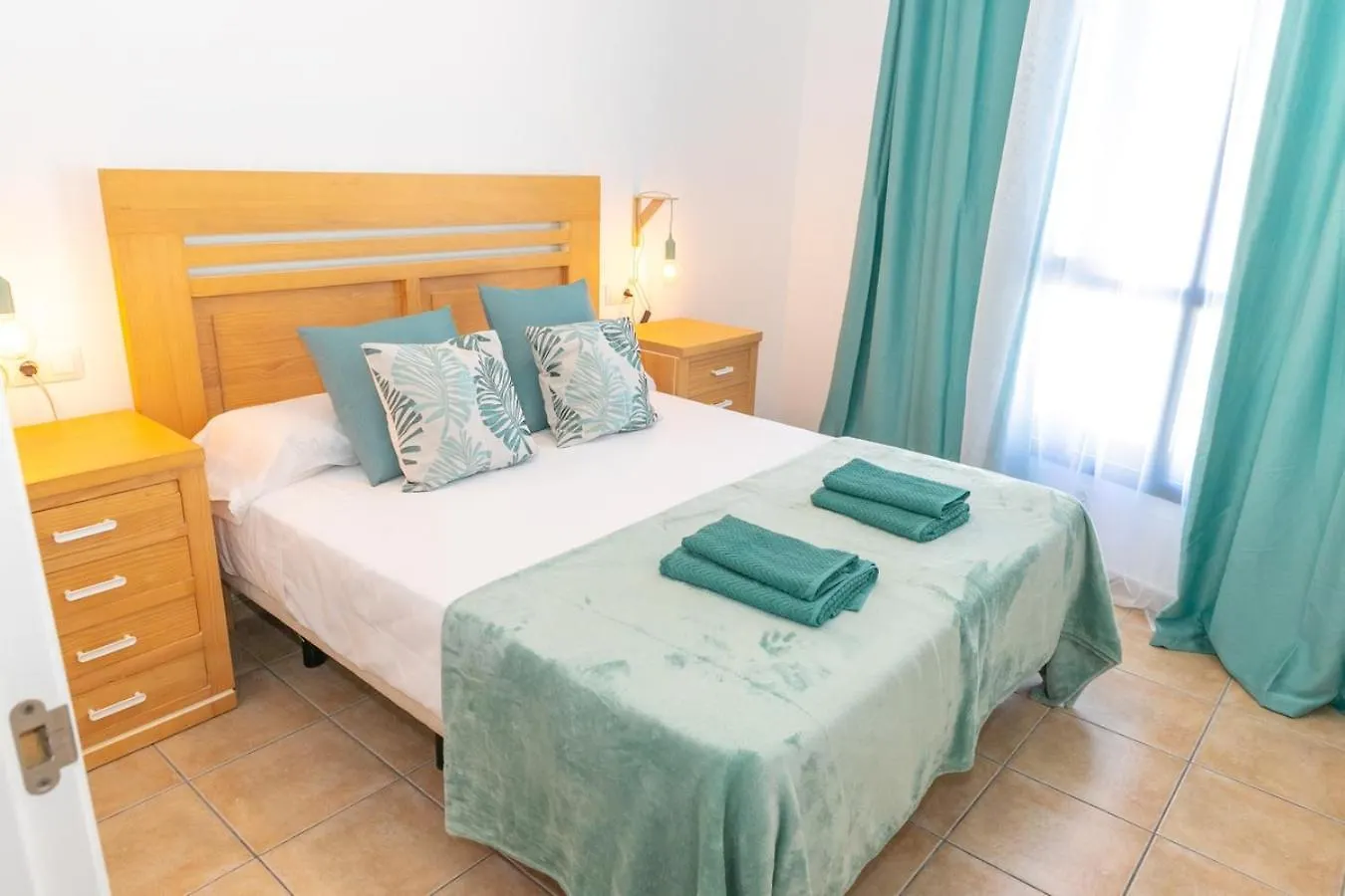 Casa Atico Bailen - Cerca De La Playa Διαμέρισμα Ταρίφα